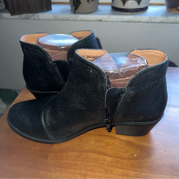 Vionic Liv Metallic leather Cutout Ankle Boots Size 7.5M black - Picture 7 of 11